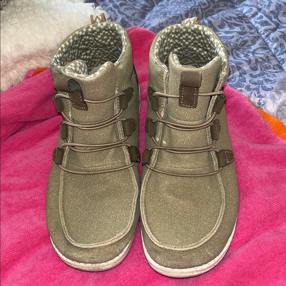 Hey Dude Lea Chestnut Shoes